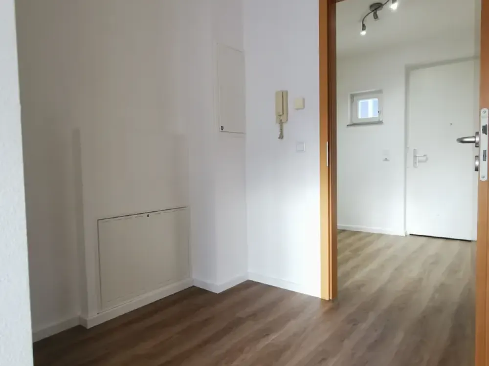 Stilvolle und gepflegte 1-Zimmer-Wohnung mit Dachterrasse im Erlanger Röthelheimpark