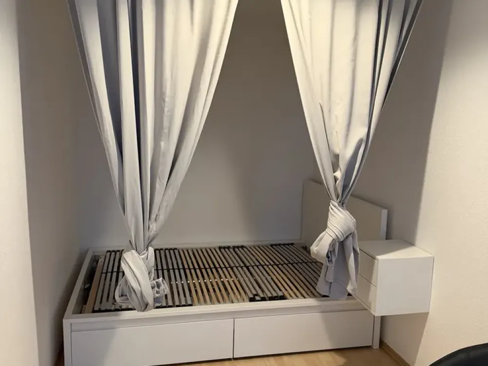 Partially Furnished 2-Room Single Apartment in a Quiet Location
