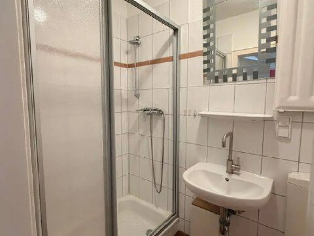 2-Zimmer-Wohnung in der Innenstadt von Düsseldorf mit Balkon in Südlage