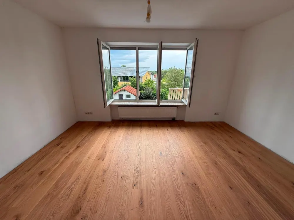 3,5 ZKB, 8 km zu Kassel, Top Lage, kernsaniert mit Balkonausblick