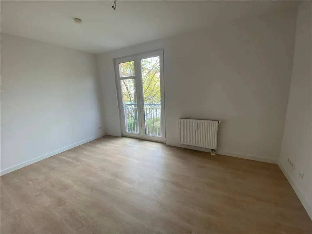 إرفورت* كارّي أم سودبارك* شقة مكونة من غرفتين مشرقة مع شرفة* مطبخ منفصل* حمام بإضاءة طبيعية