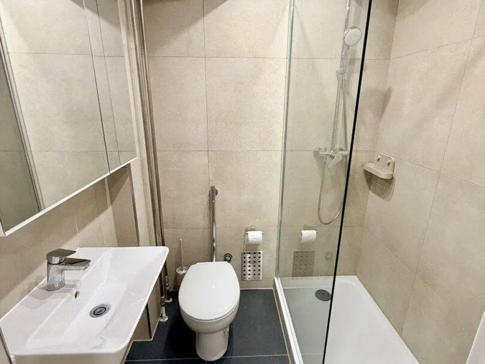 WG-Zimmer Wöhrd: 15 m², vollmöbliert, 800 m zur TH, 599 € warm inkl. Strom