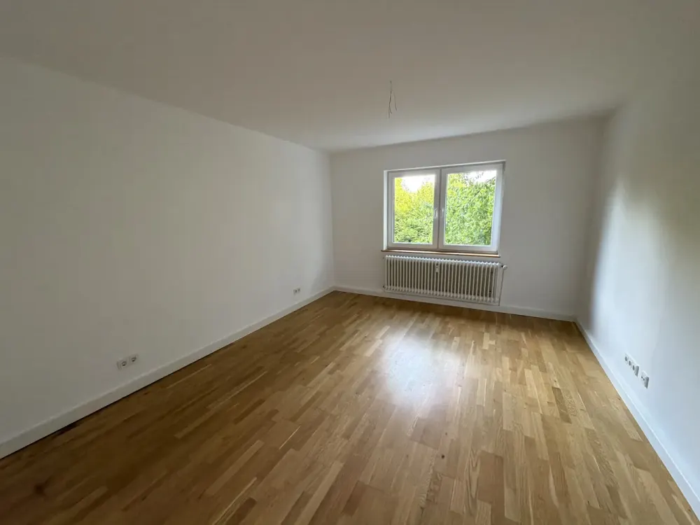 Gepflegte 3 Zimmer Erdgeschosswohnung mit Balkon in Köln-Holweide