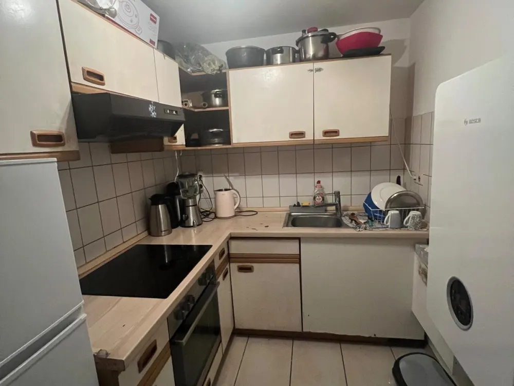 1 zimmer in einer 3 zimmer Wg in Finkenstr.7 70199 Stuttgart