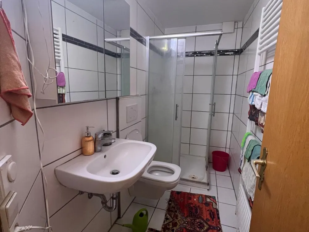 1 zimmer in einer 3 zimmer Wg in Finkenstr.7 70199 Stuttgart