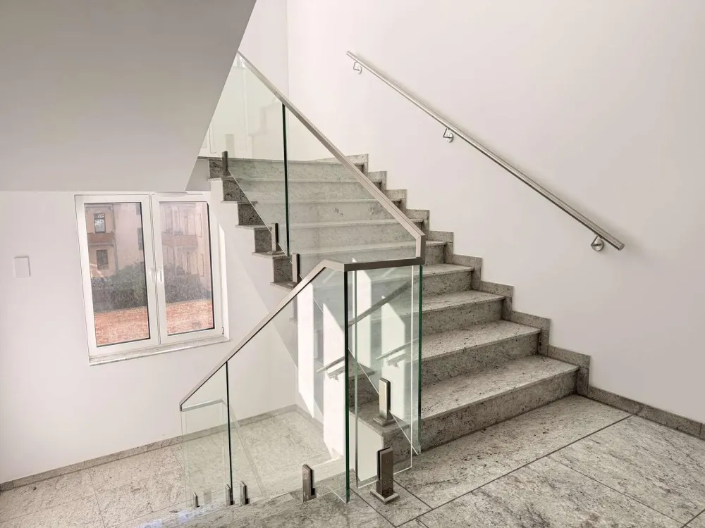 *ab sofort !* Hochwertige 4-Zimmer I 2 Bäder I sonniger Balkon I Fußbodenheizung I Zentrum-Nord