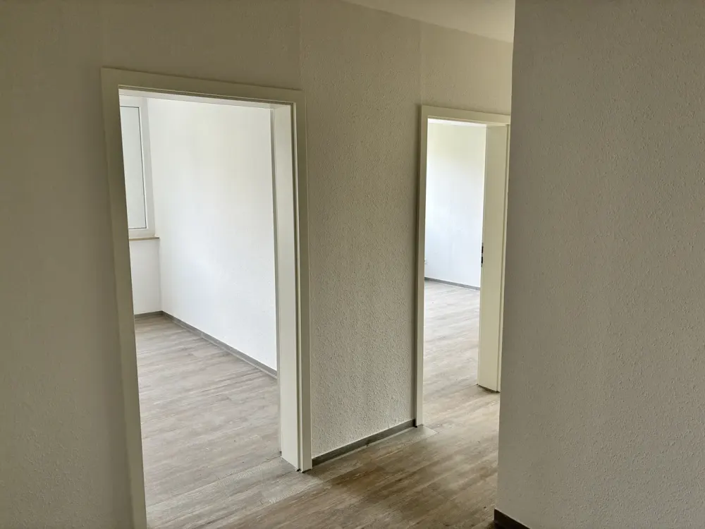 Frisch renovierte 3,5 Zimmer Wohnung in bester Lage!