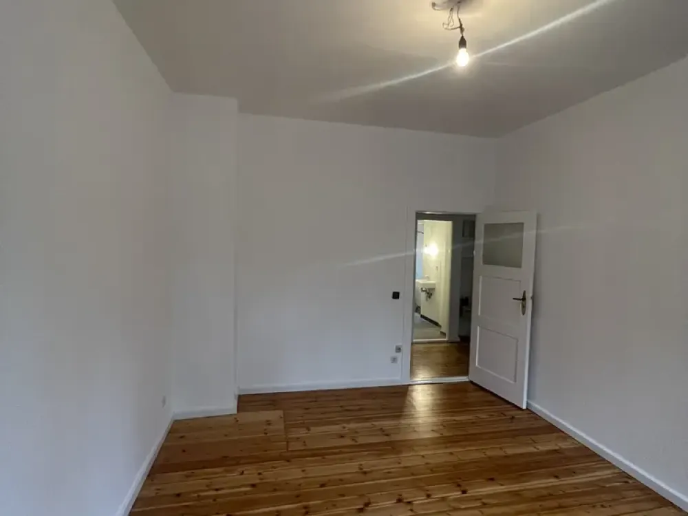 Exklusive 2-Zimmer-Wohnung mit gehobener Innenausstattung mit Balkon und EBK in Berlin Pankow