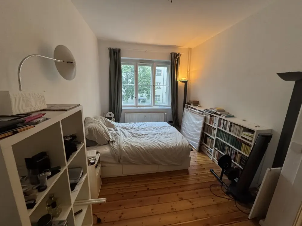 Exklusive 2-Zimmer-Wohnung mit gehobener Innenausstattung mit Balkon und EBK in Berlin Pankow