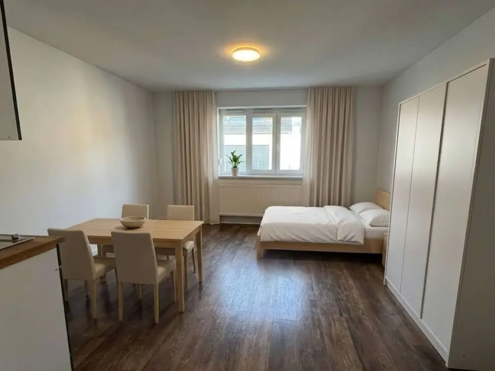 Vollmöbliertes Apartment mit All-Inclusive-Miete in Universitätsnähe