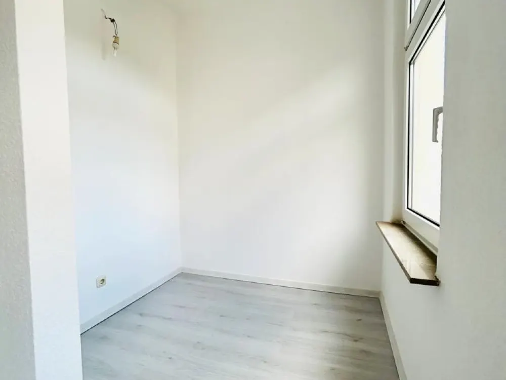 renovierte & attraktive 1-Raum Wohnung in Dölitz ab sofort zu vermieten
