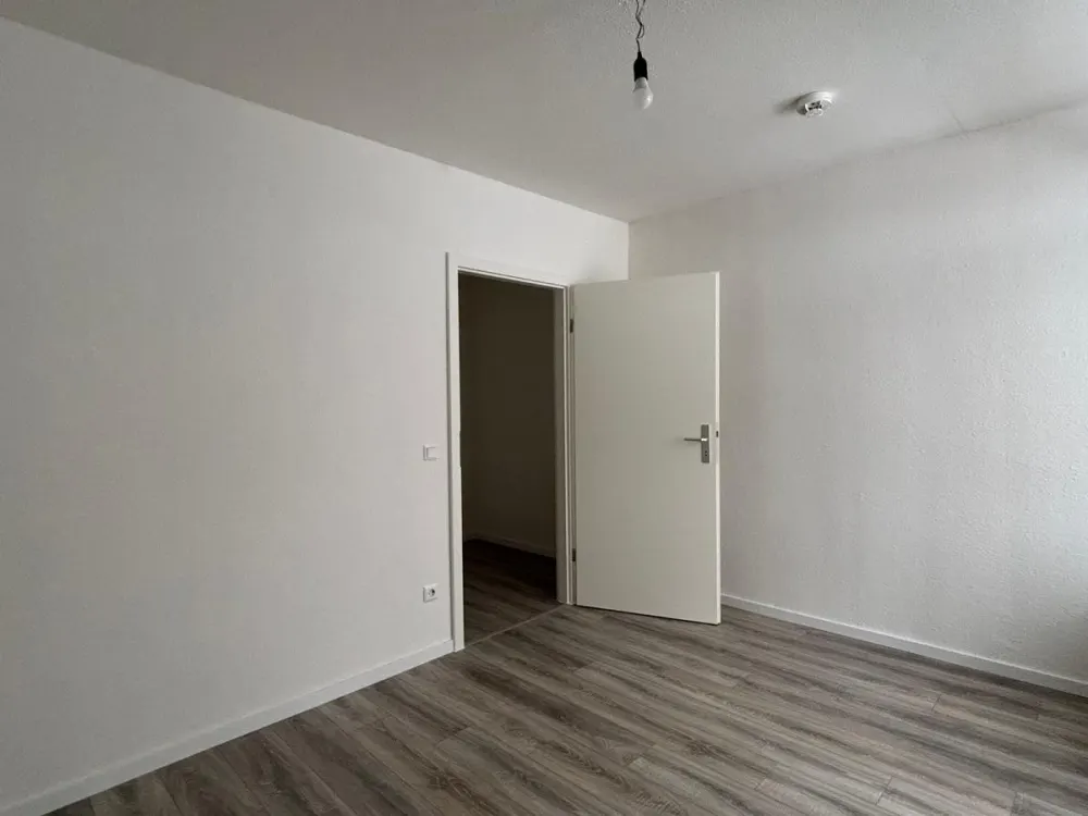 4-Zimmer-Wohnung mit Balkon und Lift in Erkrath