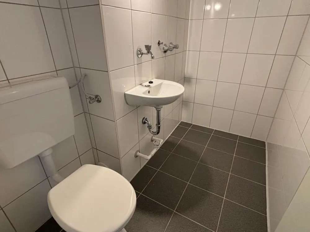 4-Zimmer-Wohnung mit Balkon und Lift in Erkrath