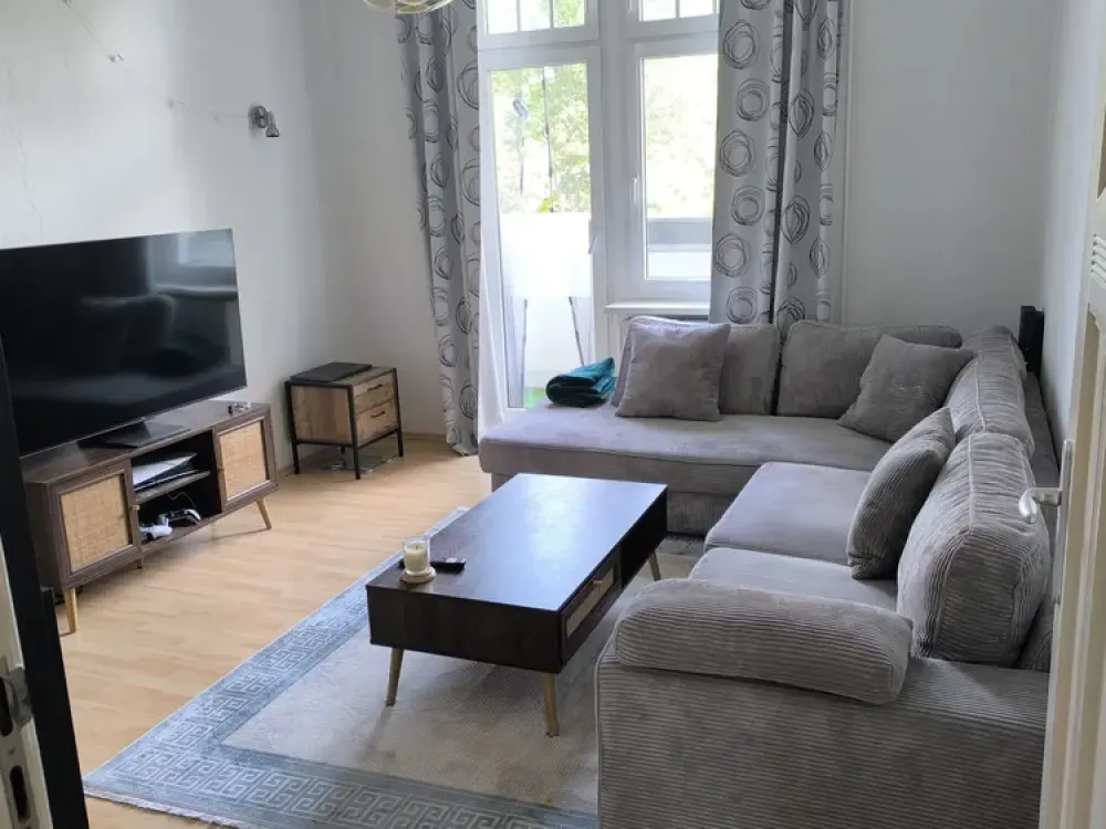 Bright 2-Room Apartment with Balcony & Fitted Kitchen