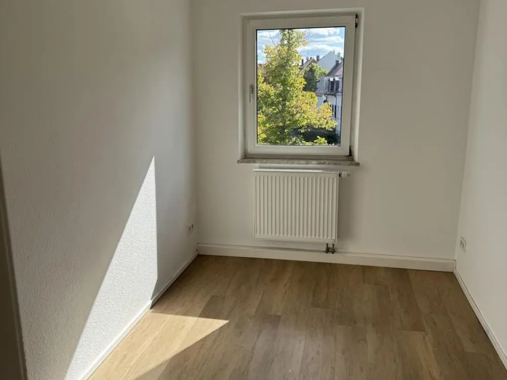 Gostenhof: Schöne und renovierte 4 Zimmerwohnung