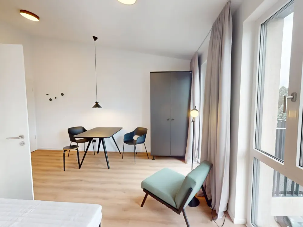 Modernster Wohnkomfort: Ihr neues Single-Apartment mit geschmackvoller Möblierung, EBK und BALKON...
