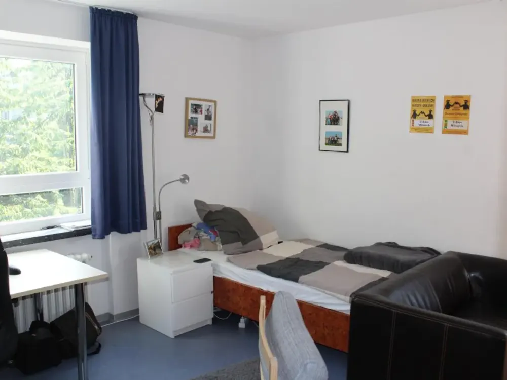 Room available at Aasee for 230€ monthly
