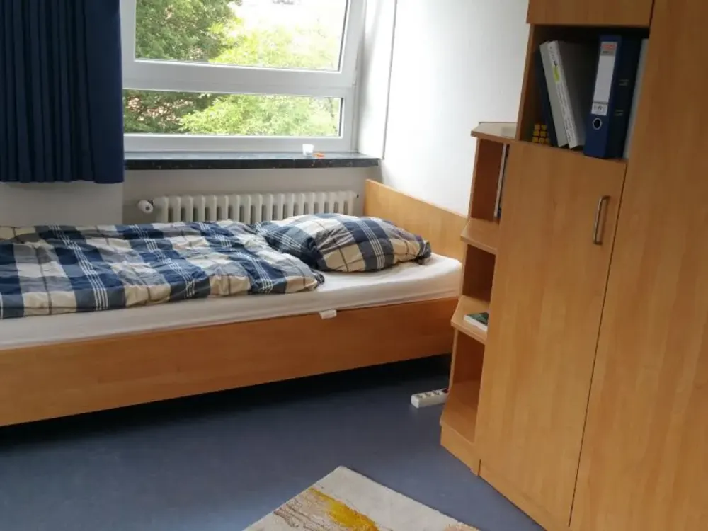 Room available at Aasee for 230€ monthly