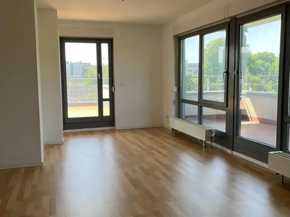 attraktive 5-Zimmer Wohnung in Berlin Pankow - sofort bezugsfertig