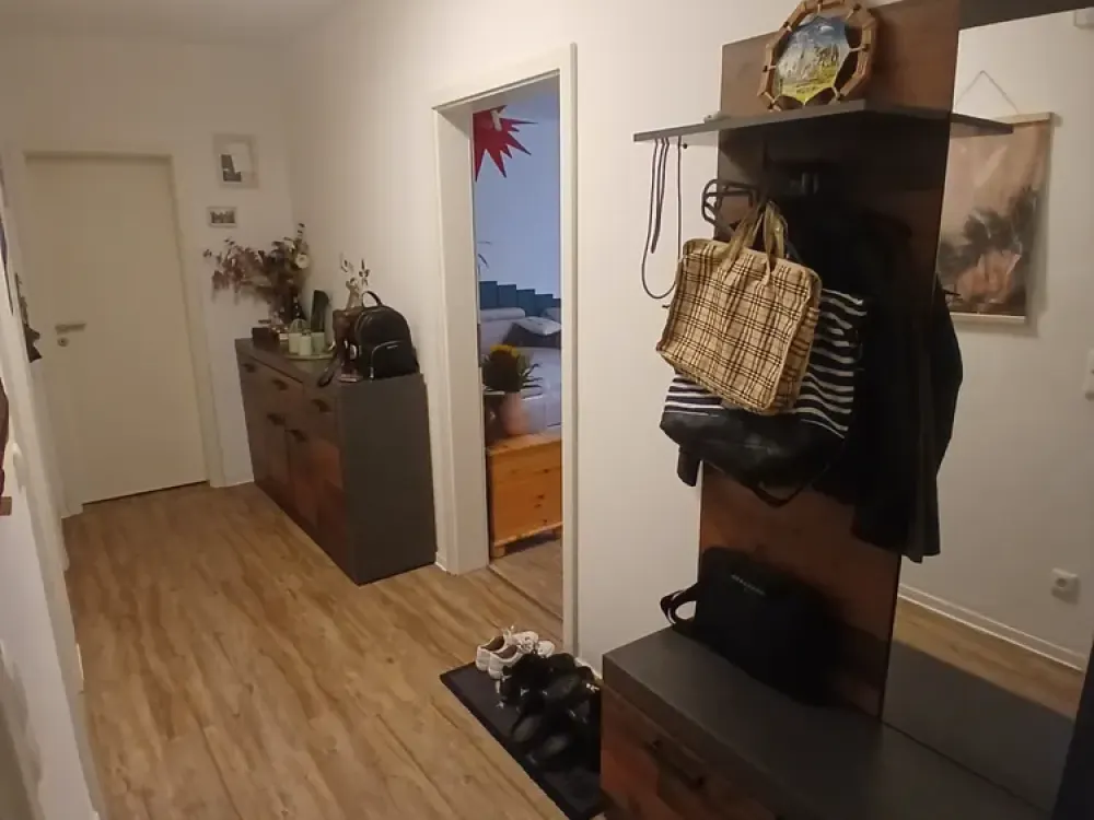 Modernisierte 2 2/2 -Zimmer-Wohnung in Hamburg-Rahlstedt