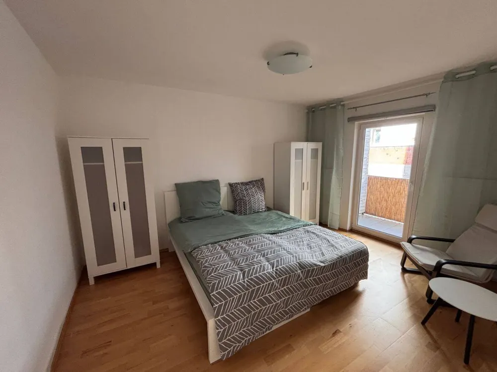 Citylage / Burgviertel: Gemütliche, vollständig möblierte 2-Zimmer-Wohnung im Nürnberger Burgviertel, ideal für Paare oder Studenten-WG