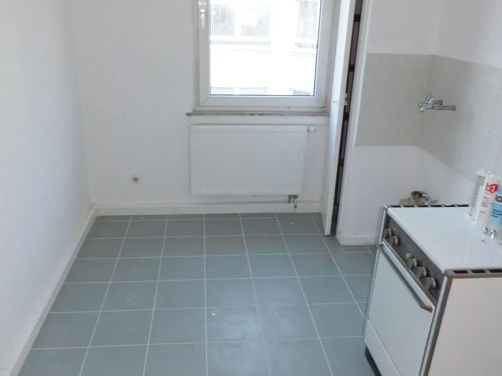 Helle 2-Zimmer-Wohnung mit Balkon in Offenbach / Nähe Westend