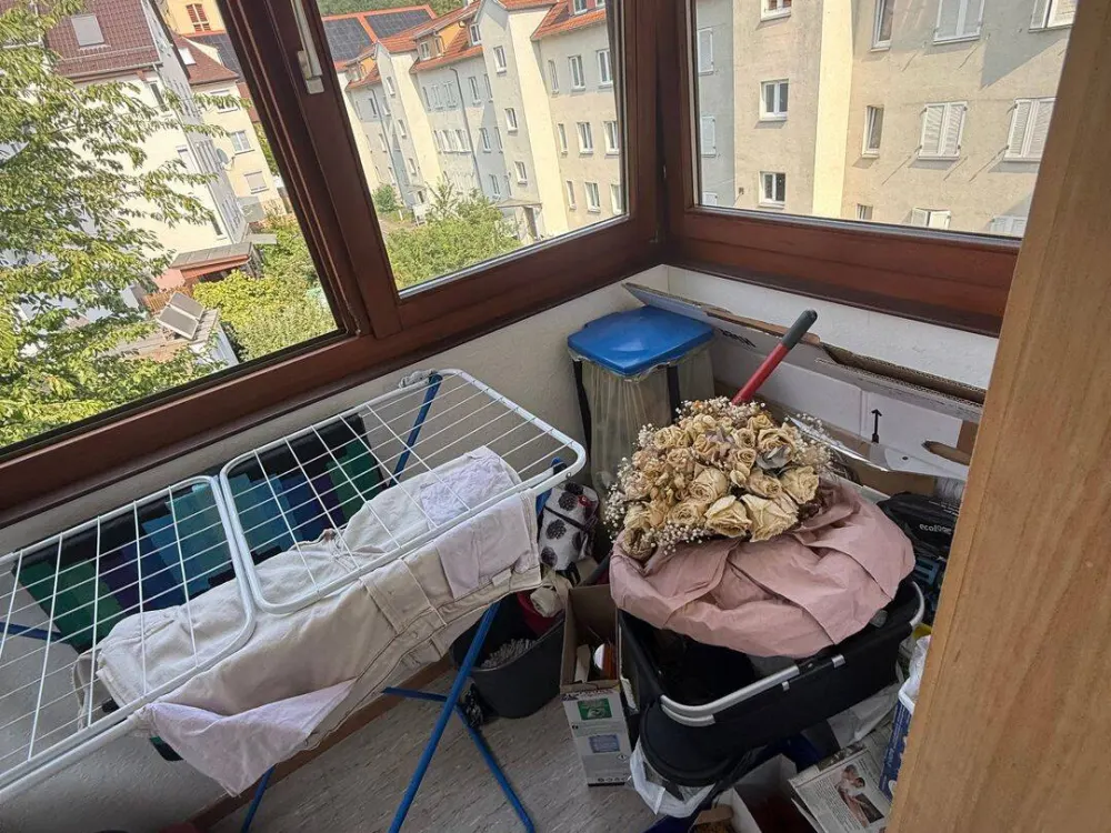 *** Gepflegte, teilmöblierte 2-Zi.Whg. mit EBK + Balkon + Gartenanteil ***