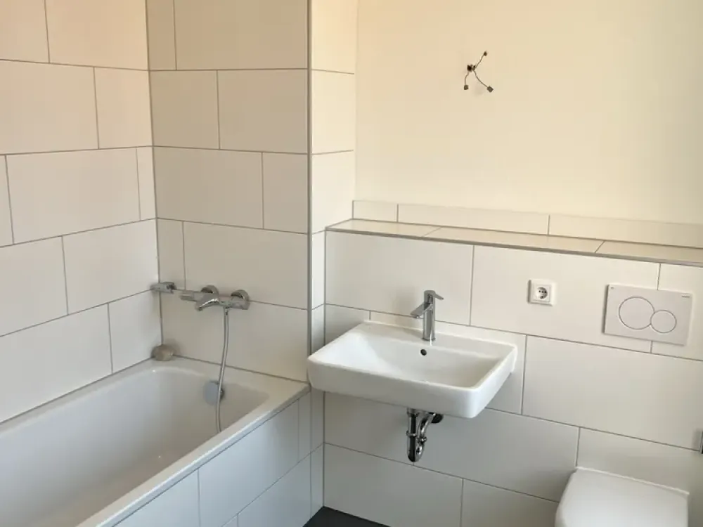 4 Zimmerwohnung mit großzügigem Wohnbereich und Loggia wartet auf Sie!