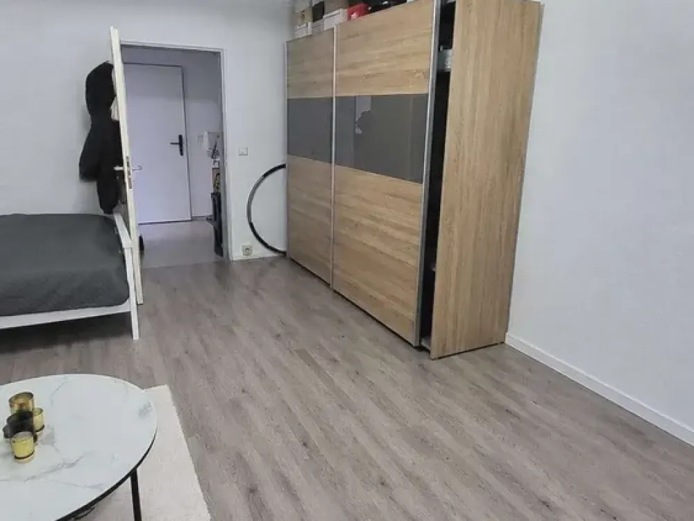Cozy 1-Room Apartment for Rent in Paderborn