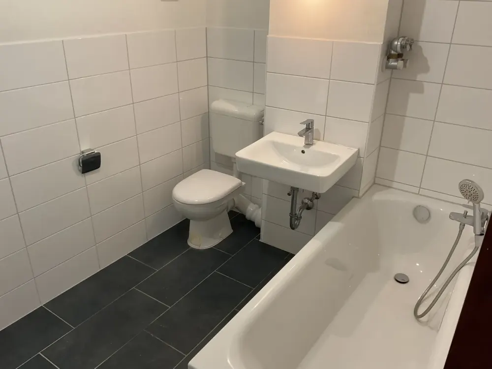 Neue Wohnung, neues Glück! Interessante 2-Zi.-Wohnung