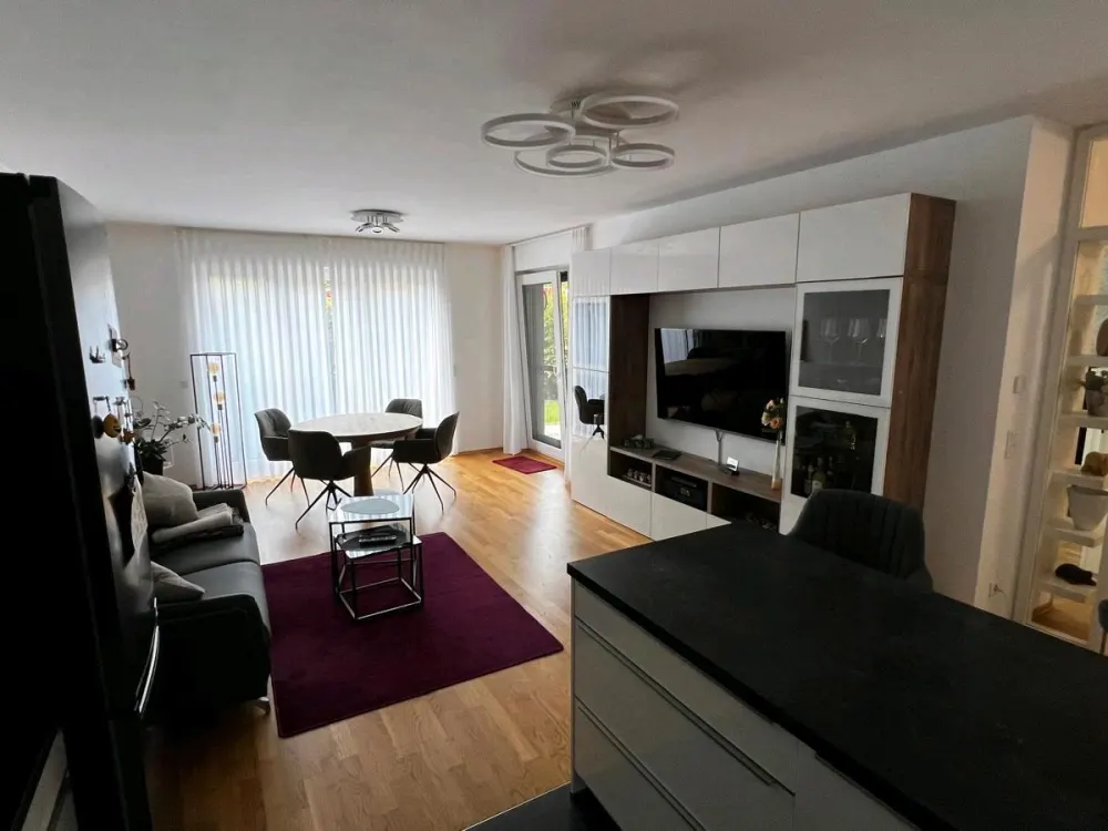 Moderne 2 Zimmer Wohnung mit Garten - in Leverkusen