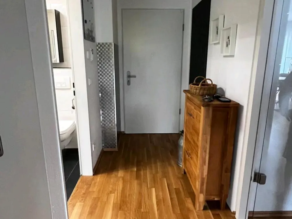 Moderne 2 Zimmer Wohnung mit Garten - in Leverkusen