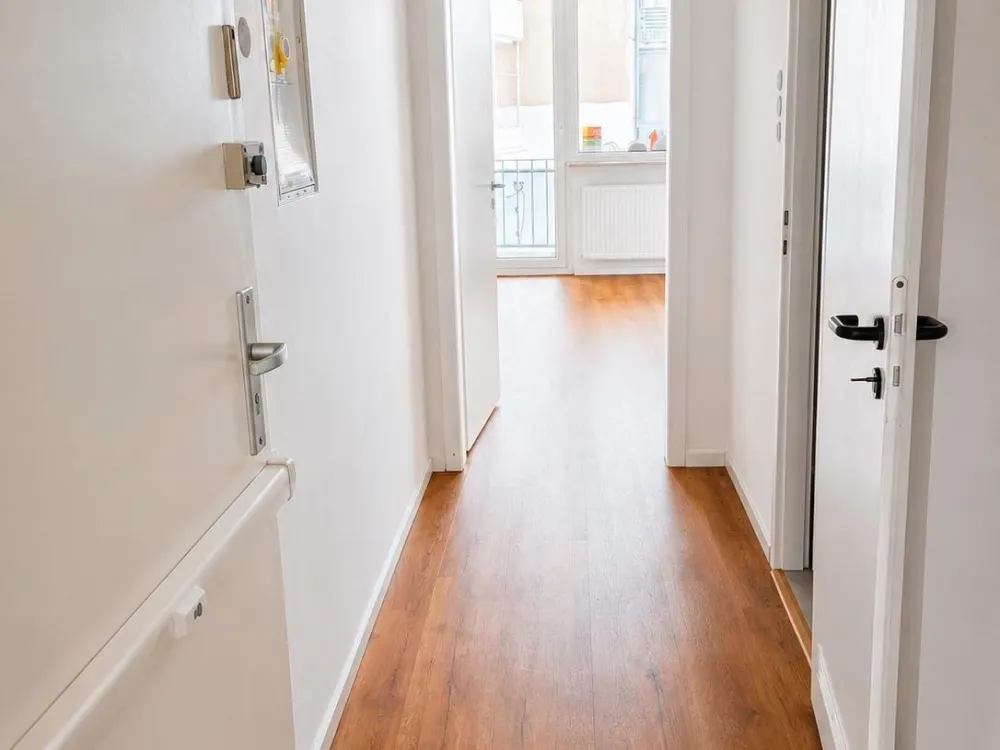 Kernsanierte 2-Zimmer-Wohnung mit Süd Balkon in Little Tokyo