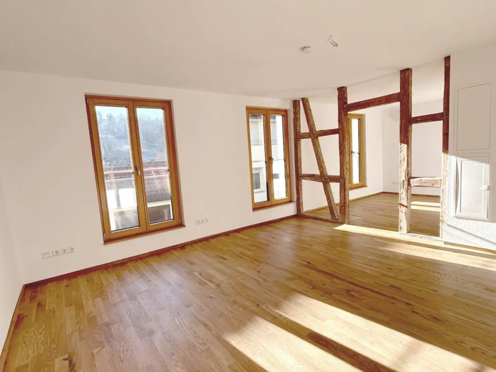 Charmante 3,5-Zimmer Wohnung saniert mit Altbauflair
