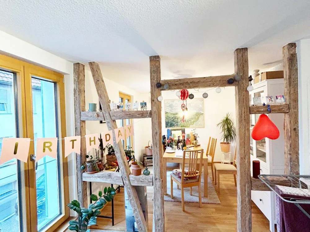 Charmante 3,5-Zimmer Wohnung saniert mit Altbauflair
