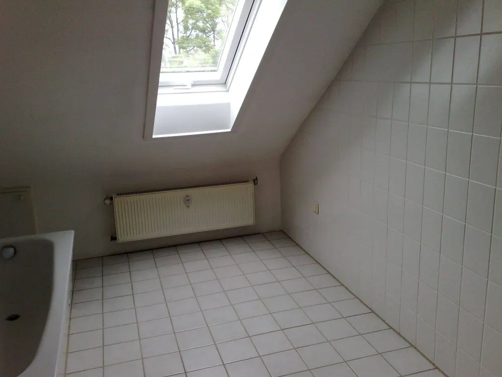 /Tannenwäldchen: Zentral gelegene renovierte Wohnung mit Blick auf Kassel