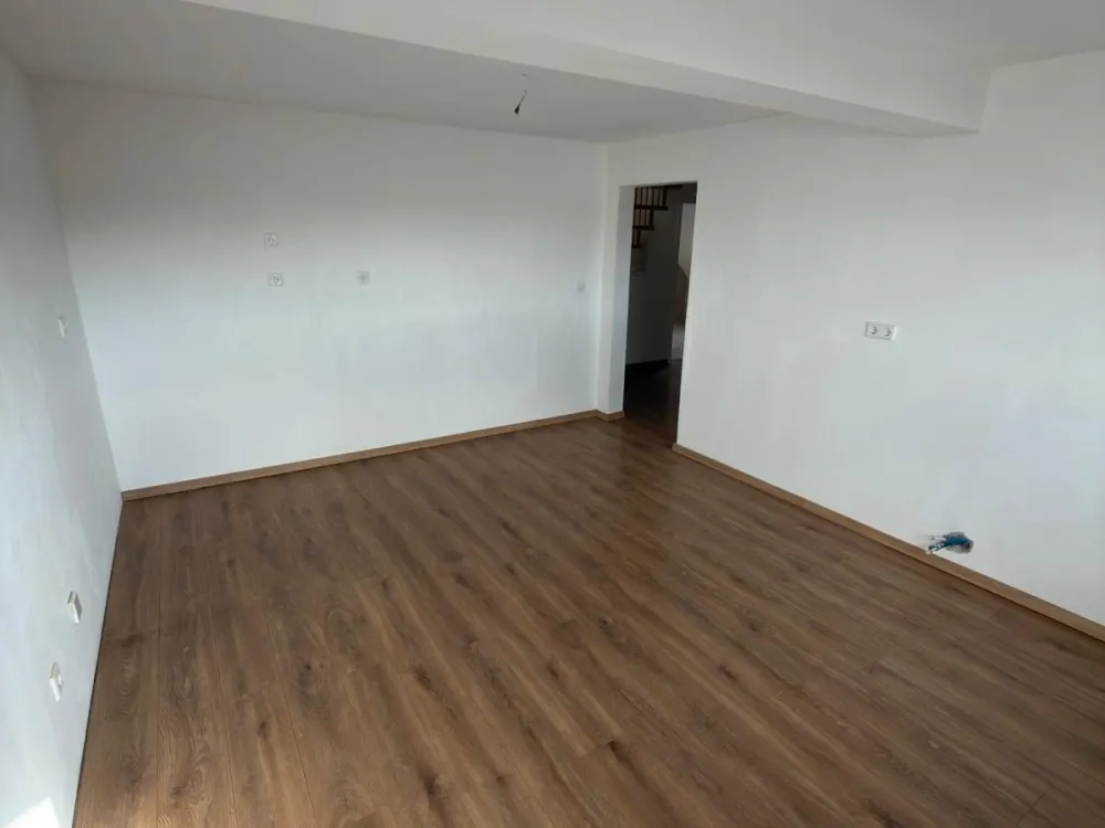 Schöne kernsanierte Dachgeschosswohnung in Herne Sodingen