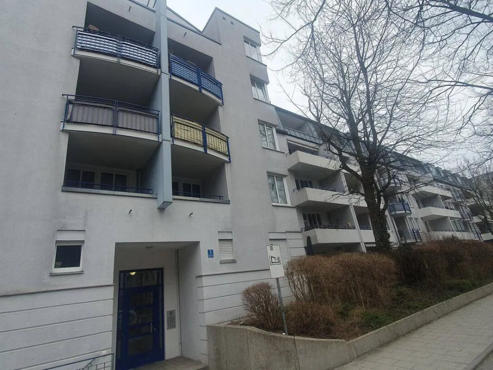 Schöne 2 Zimmer Wohnung in der Spilhofstraße mit Balkon