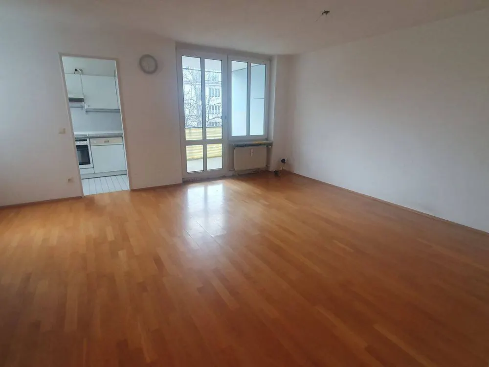 Schöne 2 Zimmer Wohnung in der Spilhofstraße mit Balkon
