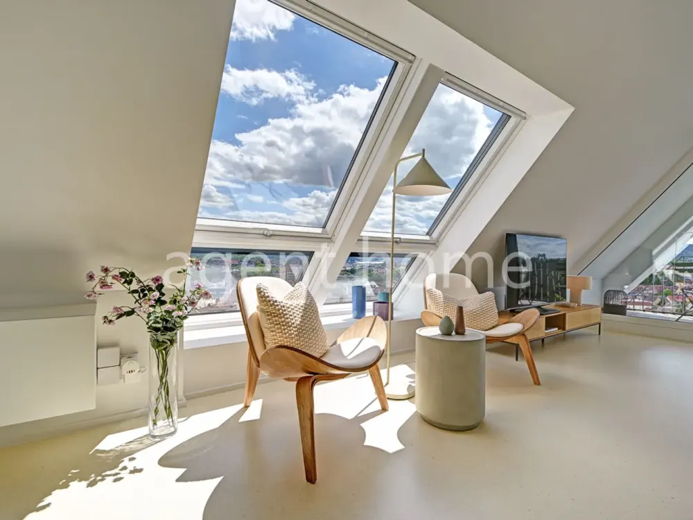 FURNISHED - LOFT STYLE - Exceptional Apartment with Balcony
