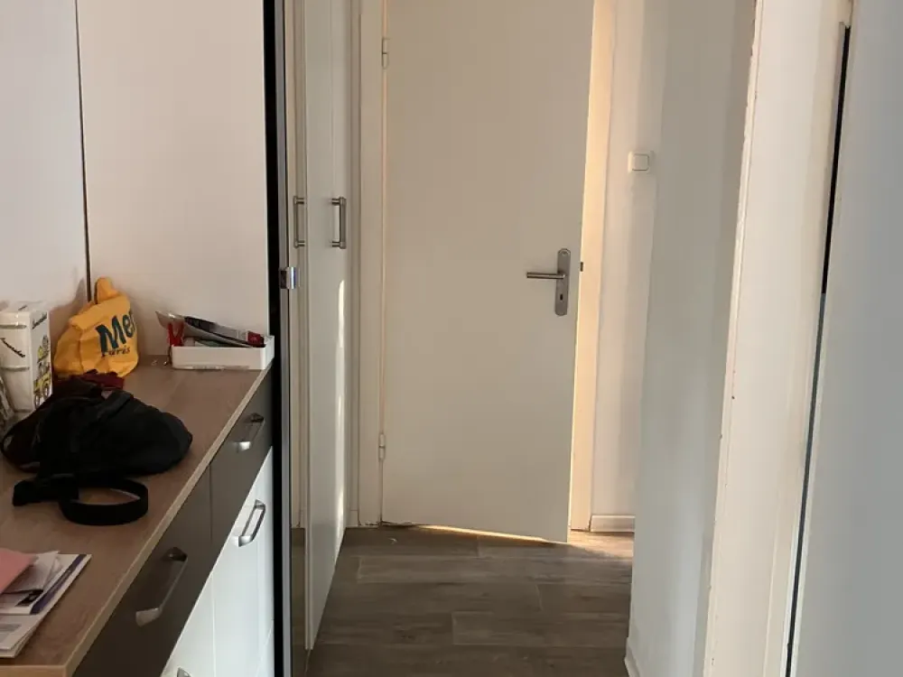 Nachmieter gesucht: 2-Zimmer-Wohnung mit grossen Balkon in Iserbrook