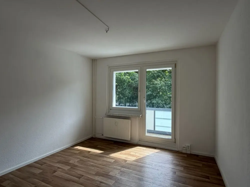 Kleines, saniertes Schätzchen - Familienwohnung mit Badewanne und Balkon