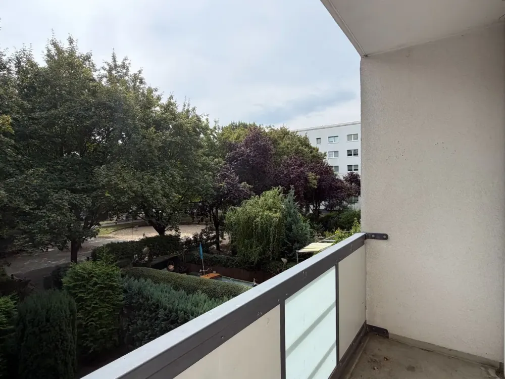 Kleines, saniertes Schätzchen - Familienwohnung mit Badewanne und Balkon