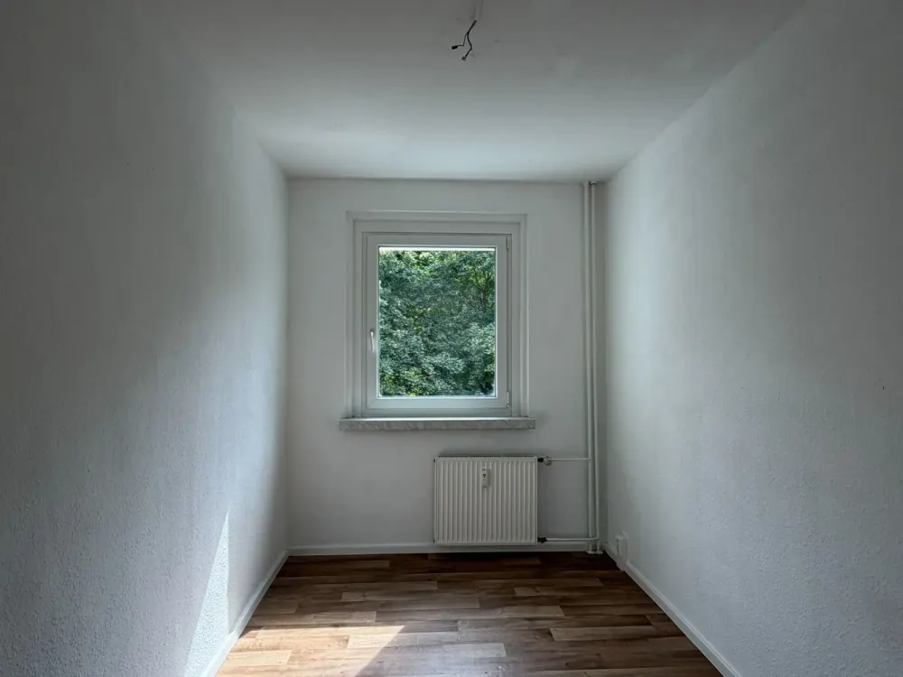 Kleines, saniertes Schätzchen - Familienwohnung mit Badewanne und Balkon