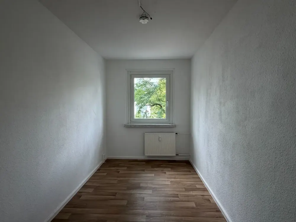 Kleines, saniertes Schätzchen - Familienwohnung mit Badewanne und Balkon