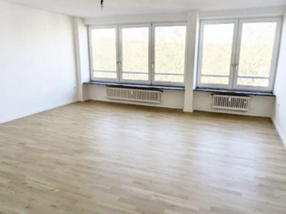 3-Zimmer Wohnung mit Einbauküche in Wandsbek