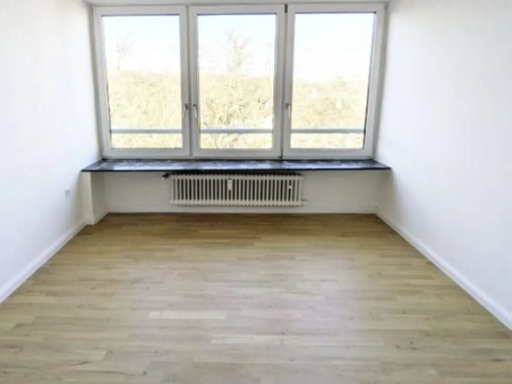 3-Zimmer Wohnung mit Einbauküche in Wandsbek