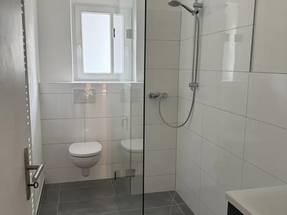 Kernsanierte 1 Zimmerwohnung mit Gartennutzung! Und eine schöne Wohnküche!