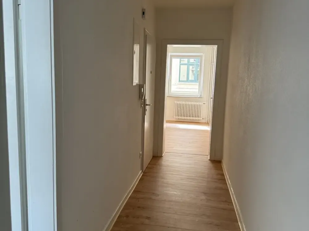 Kernsanierte 1 Zimmerwohnung mit Gartennutzung! Und eine schöne Wohnküche!
