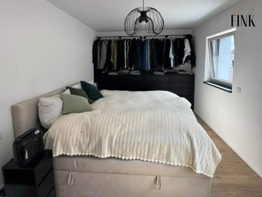 Wohnkomfort auf zwei Ebenen: 3 Zimmer-Maisonettewohnung mit Dachterrasse